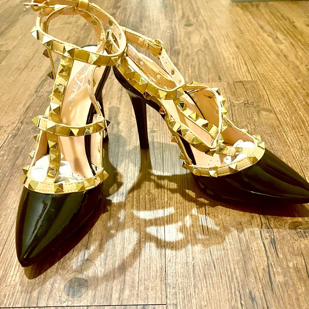 Elegant high heels 👠❤️